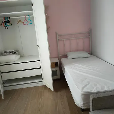 Adosado 160 Metros, Proximo A La Playa Y Muy Espacioso San Fernando